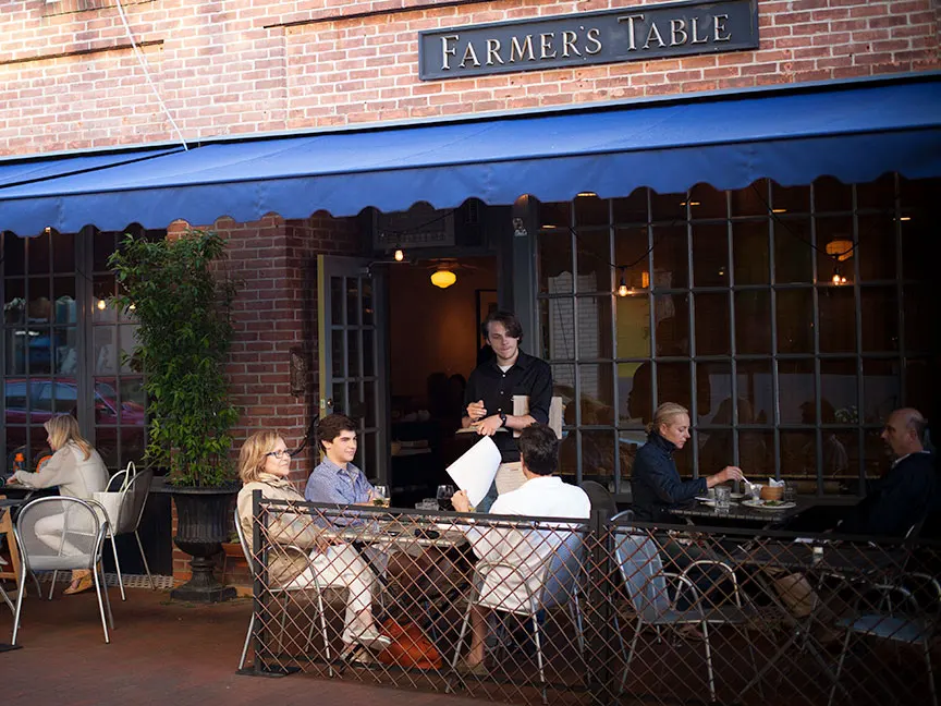 Restaurant 16 – Farmer's Table